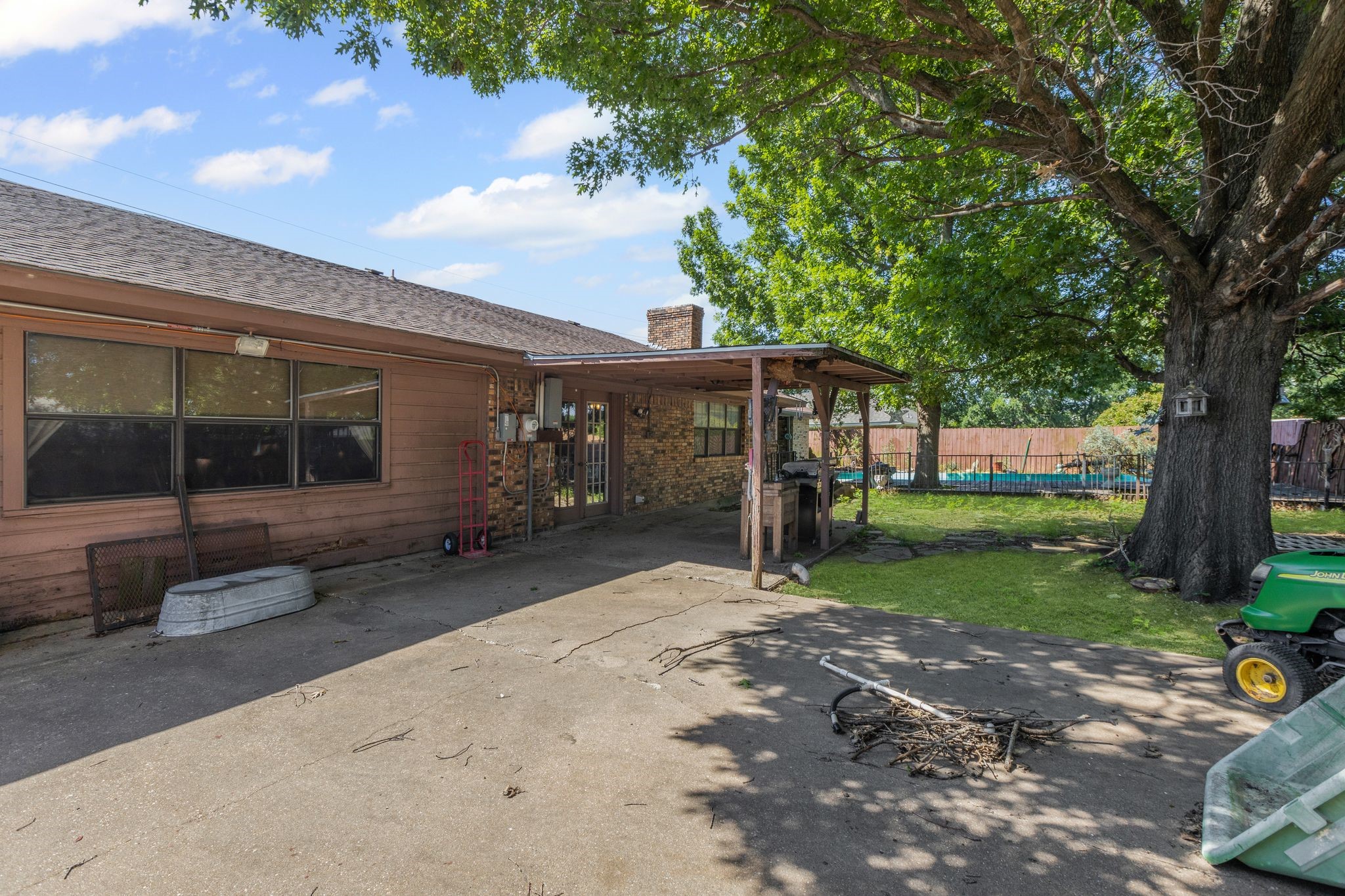100 Yorkshire Drive , Princeton, TX, 75407 | 20944443 | Realty Texas LLC