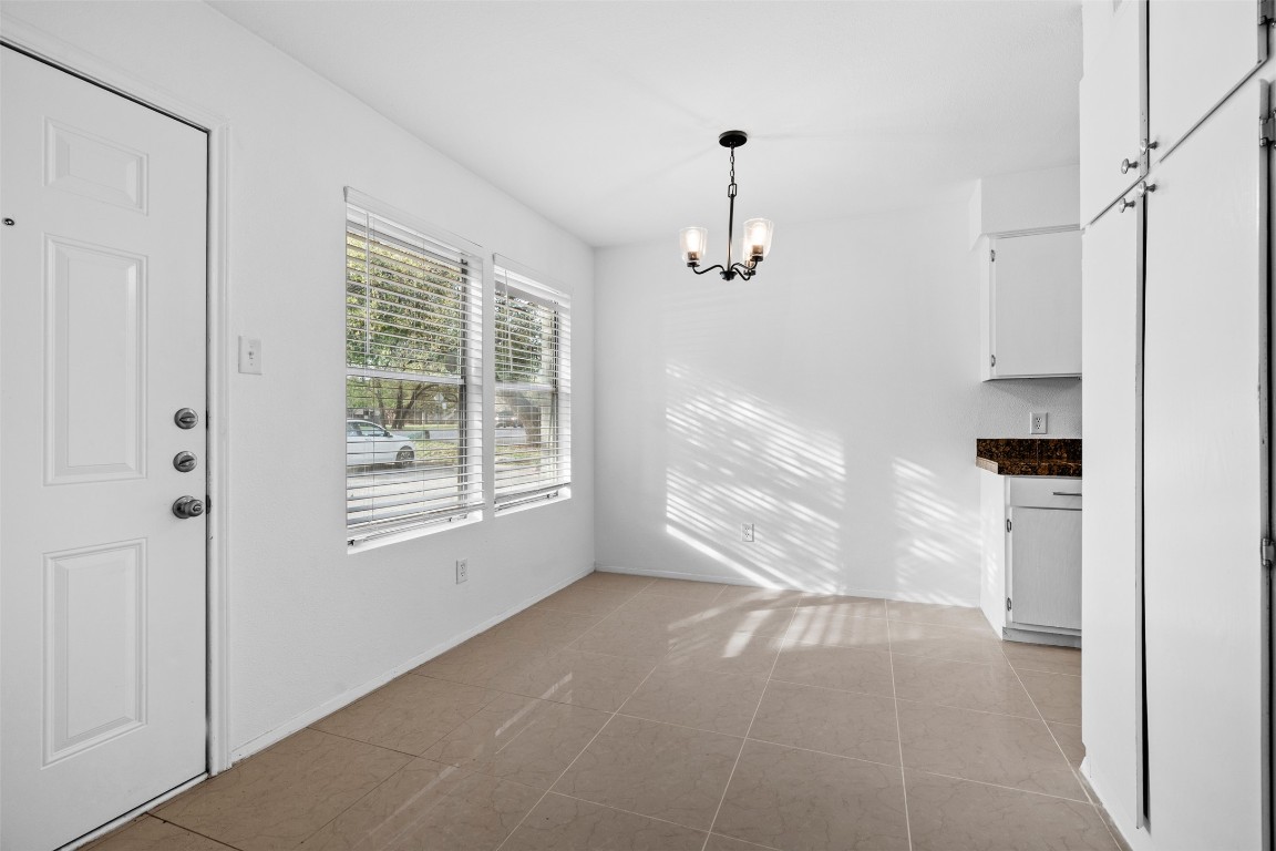 4413 Whispering Valley Drive , Austin, TX, 78727 | 6767577 | Realty Texas LLC