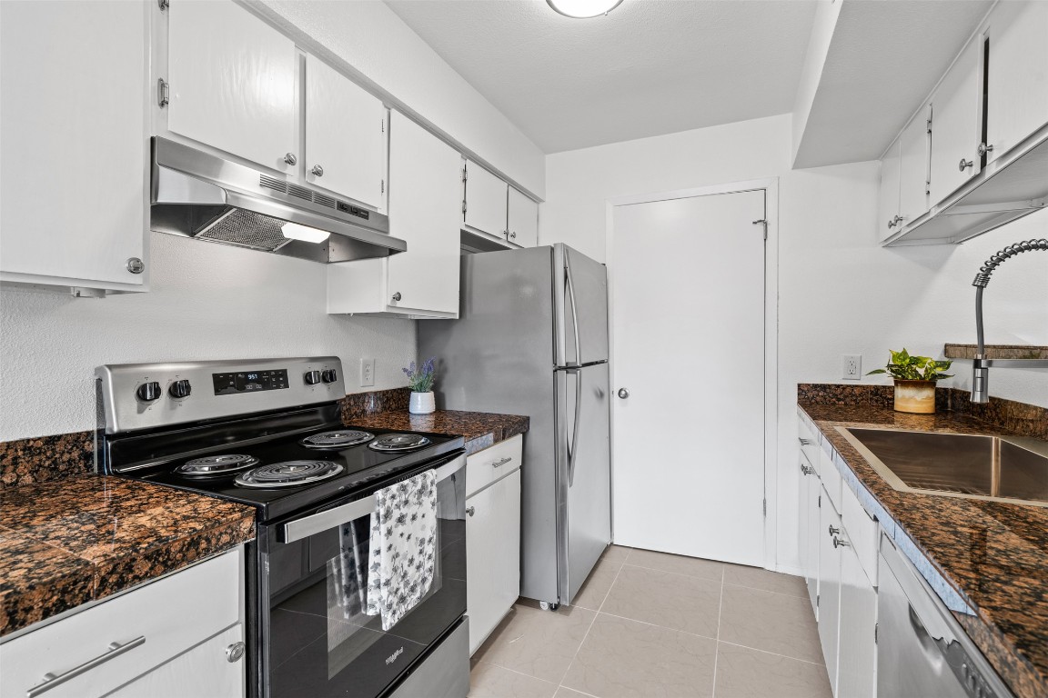 4413 Whispering Valley Drive , Austin, TX, 78727 | 6767577 | Realty Texas LLC