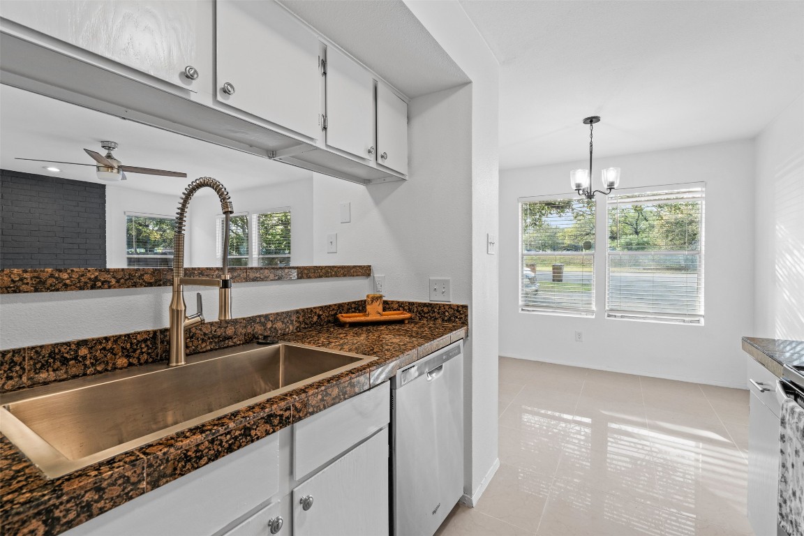 4413 Whispering Valley Drive , Austin, TX, 78727 | 6767577 | Realty Texas LLC