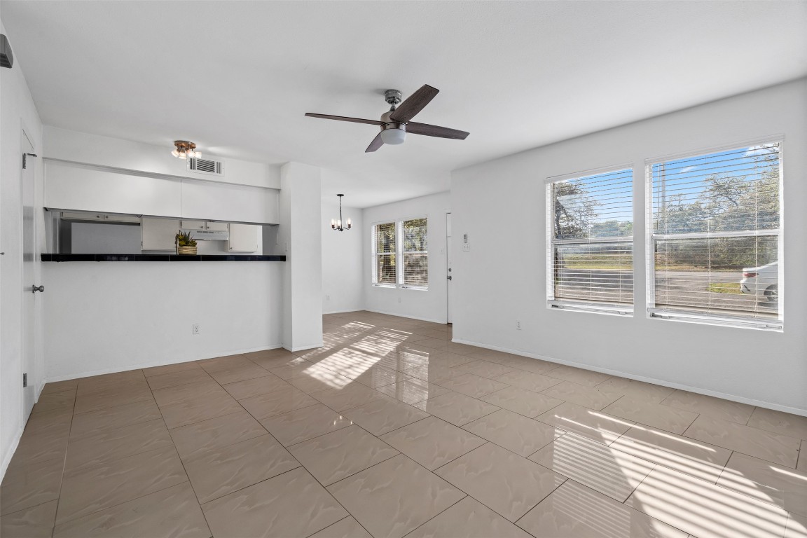 4413 Whispering Valley Drive , Austin, TX, 78727 | 6767577 | Realty Texas LLC