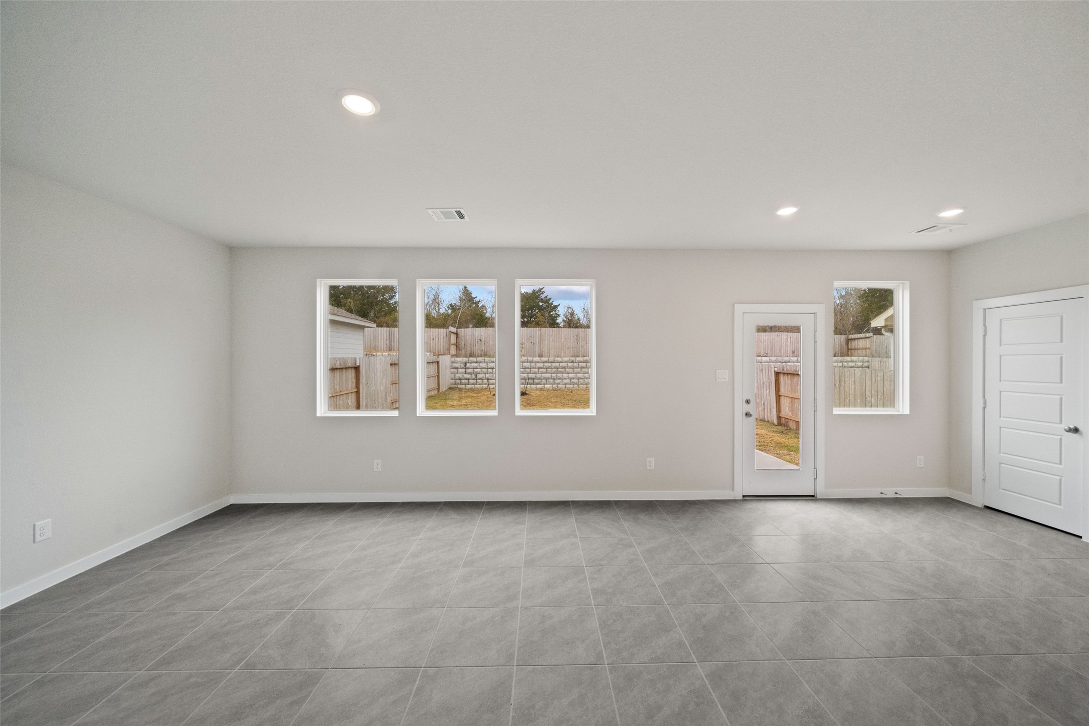220 Charles Ridge Drive , Montgomery, TX, 77316 | 25356338 | Realty Texas LLC
