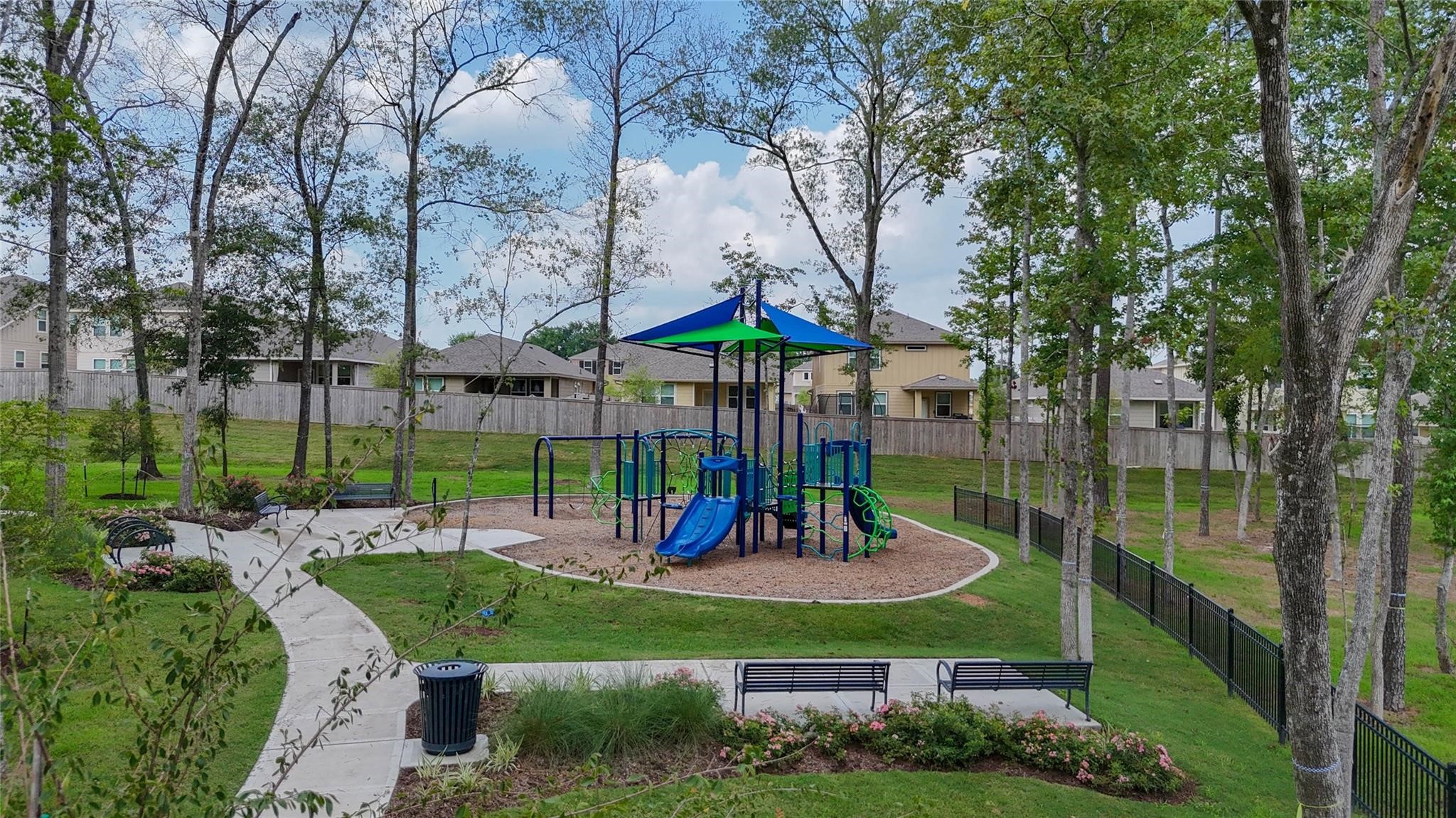 220 Charles Ridge Drive , Montgomery, TX, 77316 | 25356338 | Realty Texas LLC