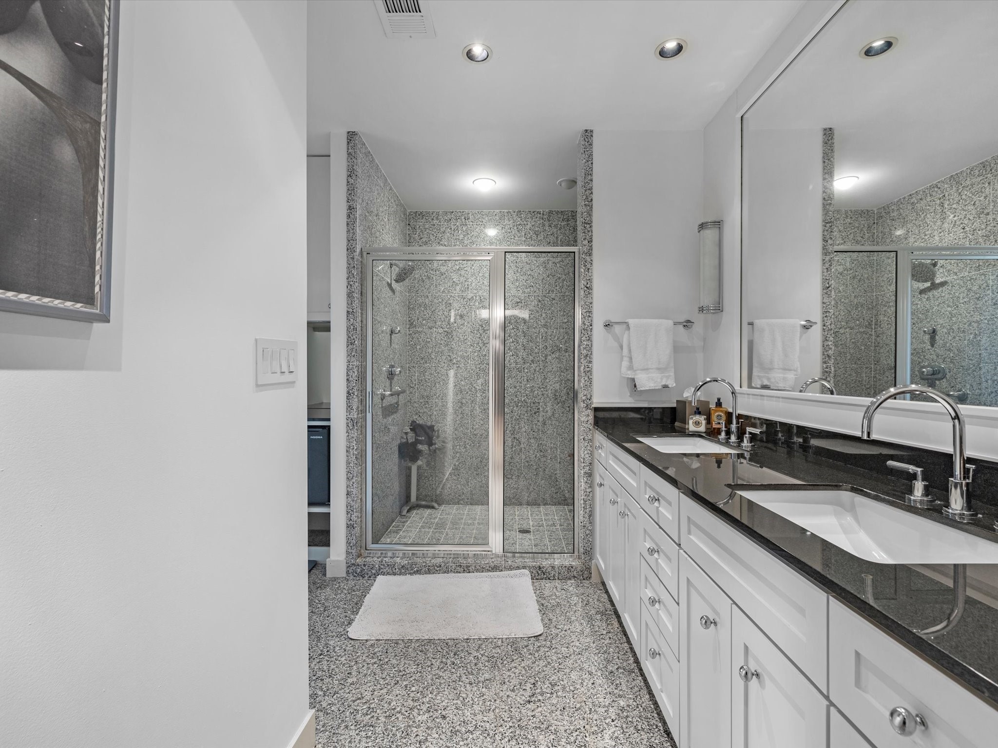 2520 Robinhood Street 1012 , Houston, TX, 77005 | 51703273 | Realty Texas LLC