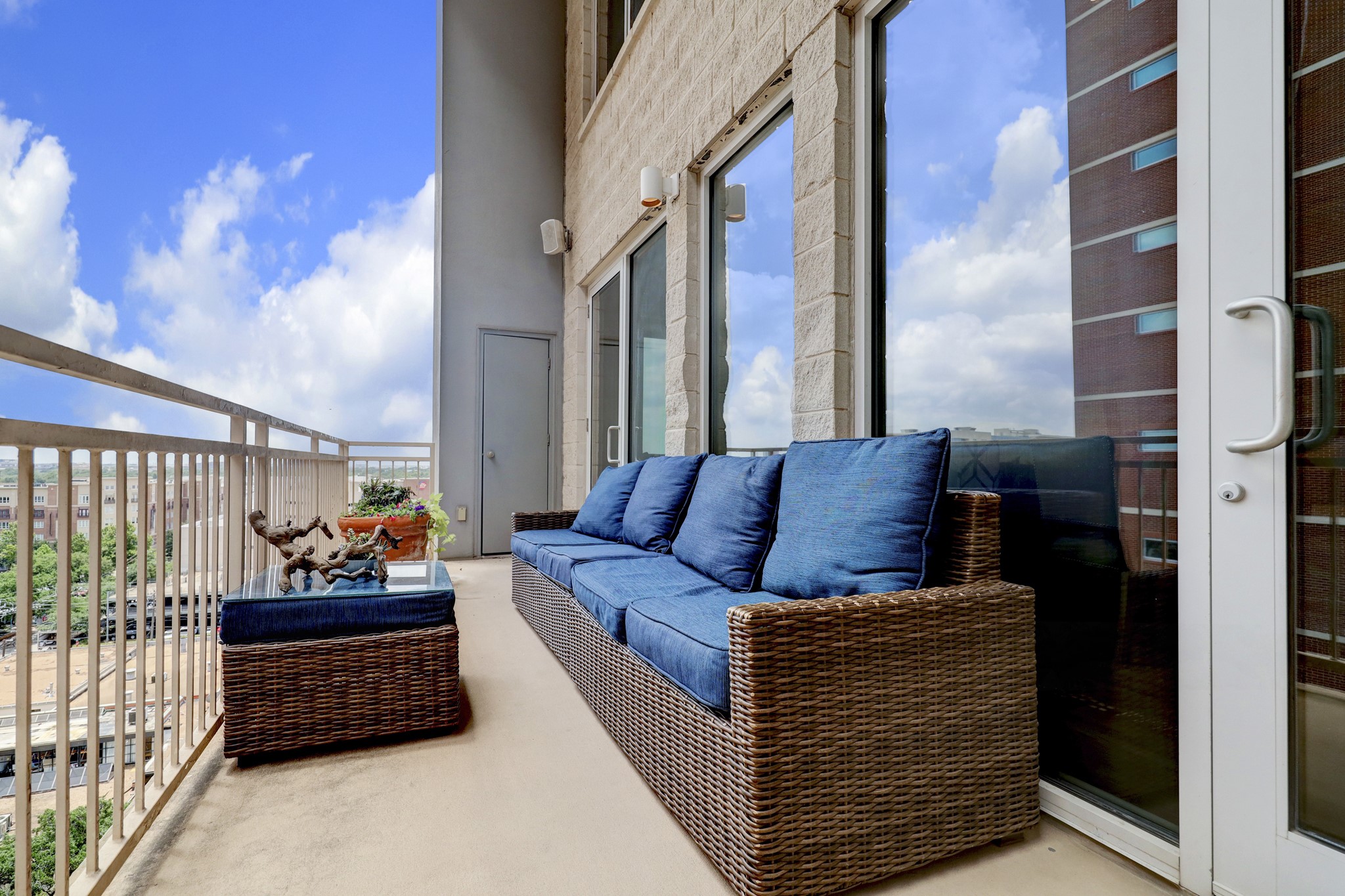 2520 Robinhood Street 1012 , Houston, TX, 77005 | 51703273 | Realty Texas LLC