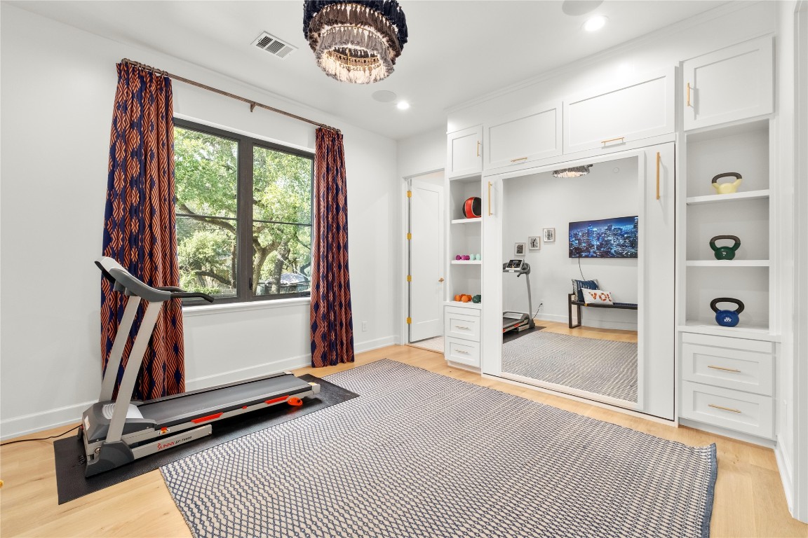 4901 Southcrest Drive, Austin, TX, 78746 | 7268175 | Realty Texas LLC