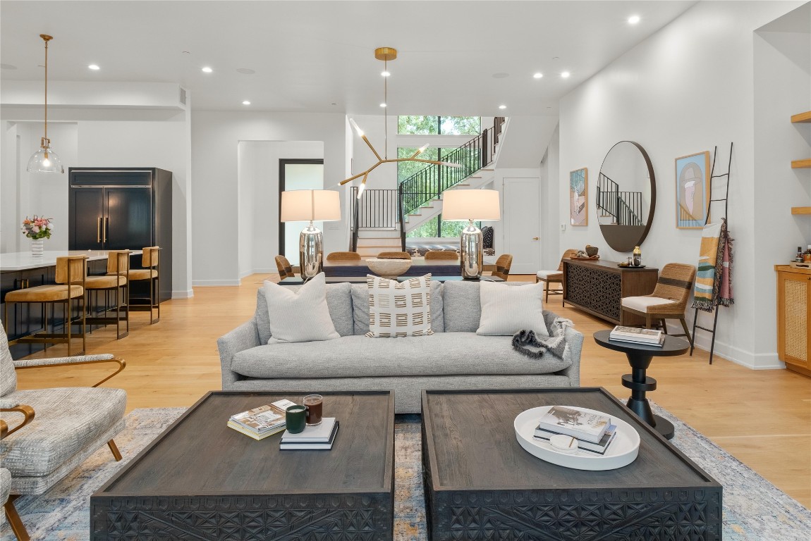 4901 Southcrest Drive, Austin, TX, 78746 | 7268175 | Realty Texas LLC