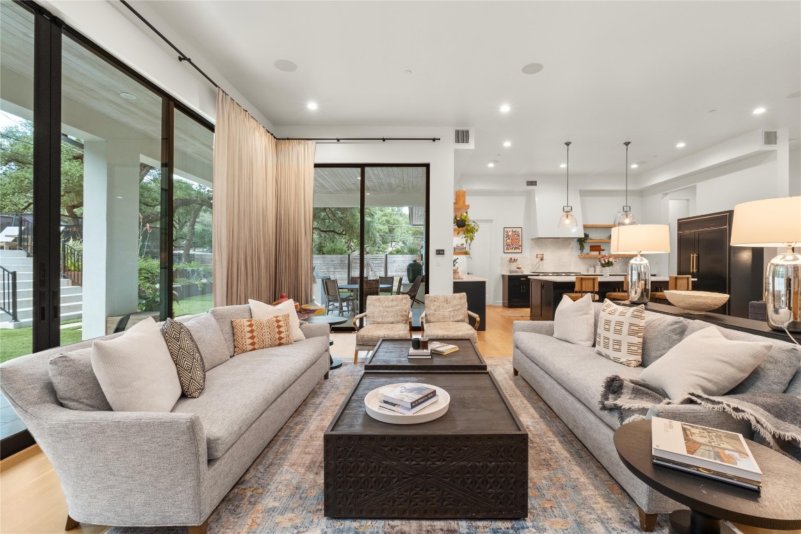 4901 Southcrest Drive, Austin, TX, 78746 | 7268175 | Realty Texas LLC