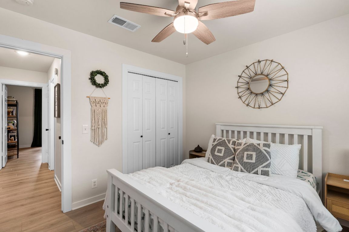 215 Crystal Knoll Boulevard , Georgetown, TX, 78626 | 2940331 | Realty Texas LLC
