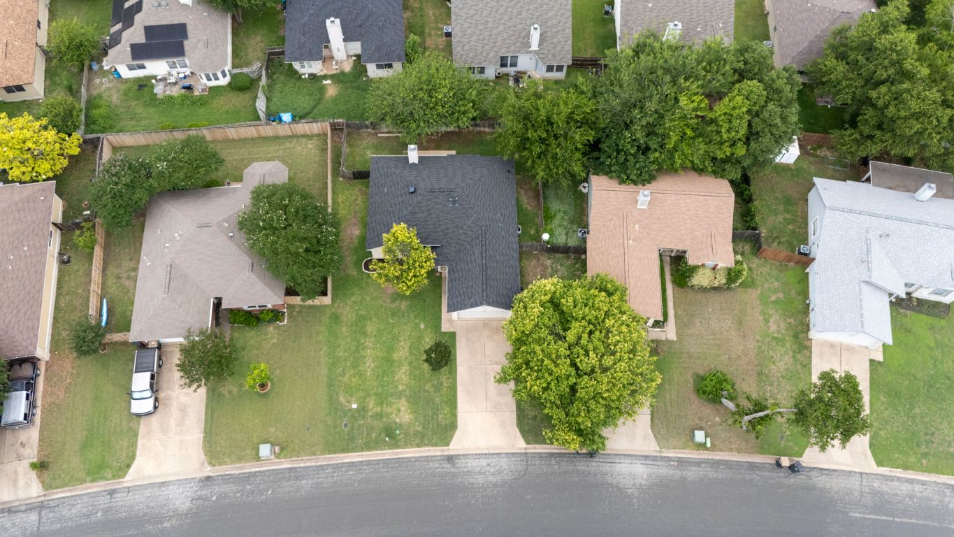 215 Crystal Knoll Boulevard , Georgetown, TX, 78626 | 2940331 | Realty Texas LLC