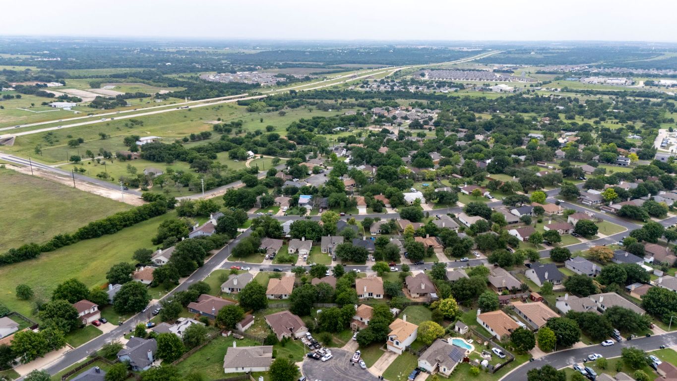 215 Crystal Knoll Boulevard , Georgetown, TX, 78626 | 2940331 | Realty Texas LLC