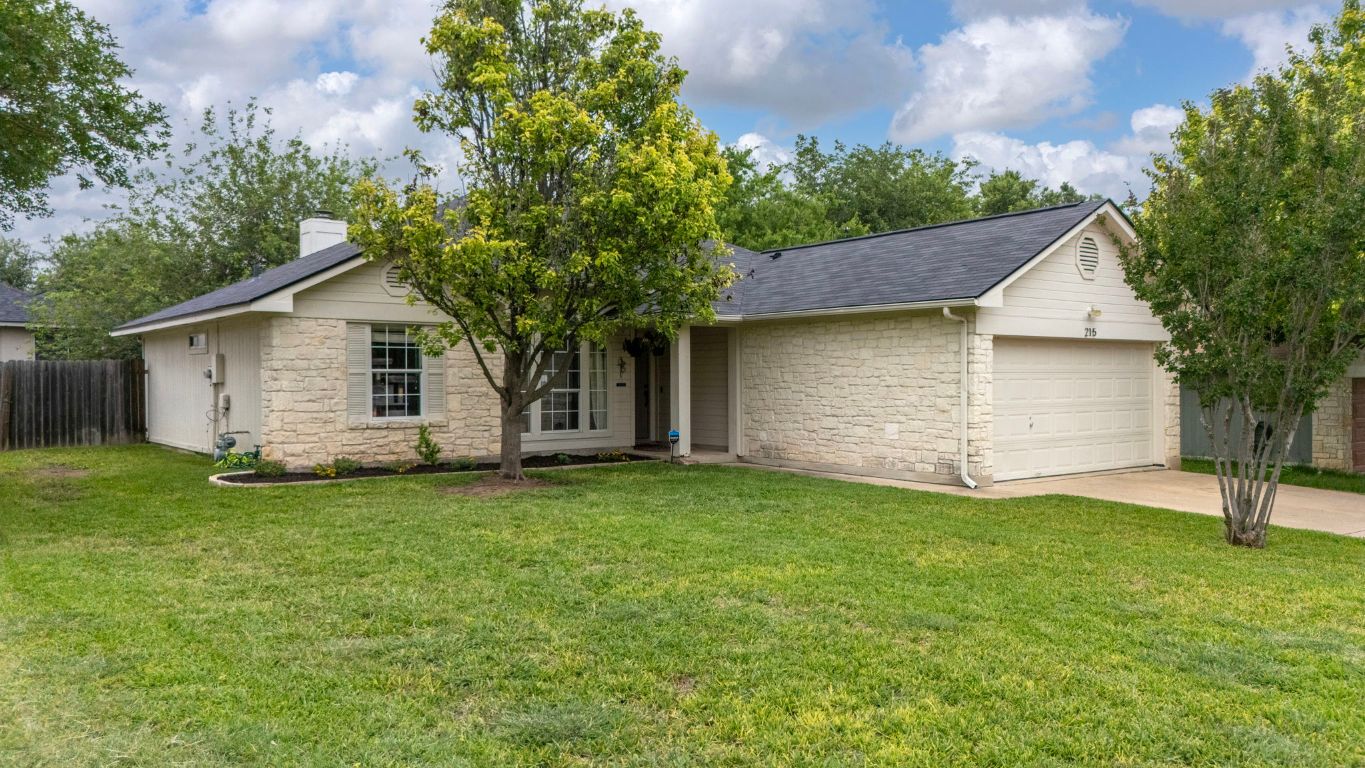 215 Crystal Knoll Boulevard , Georgetown, TX, 78626 | 2940331 | Realty Texas LLC