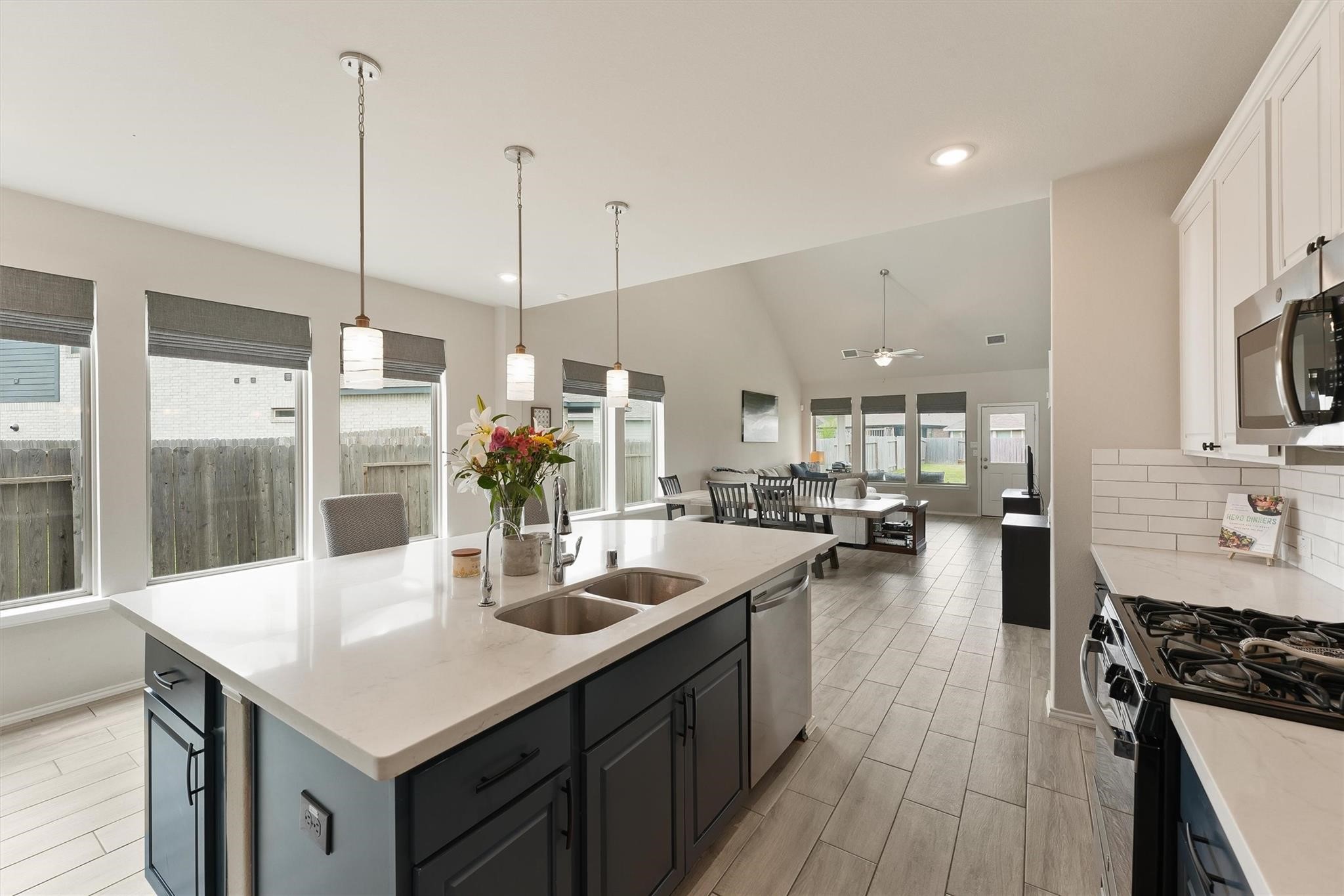 5022 S Klein Orchard Drive , Houston, TX, 77066 | 13648125 | Realty Texas LLC