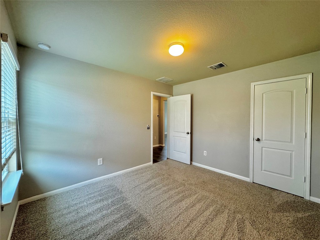 715 Luna Vista Drive , Hutto, TX, 78634 | 1785119 | Realty Texas LLC