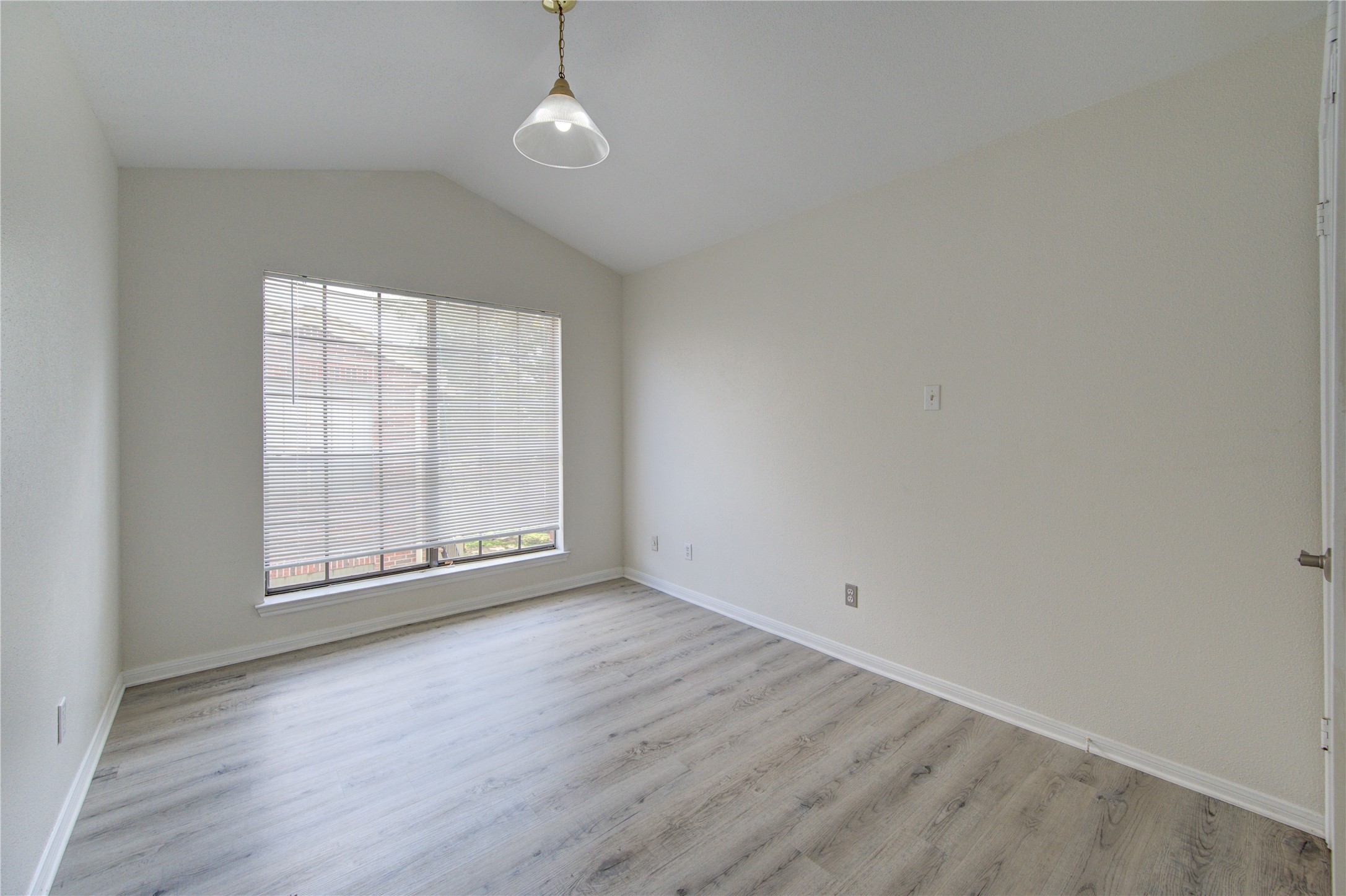 2121 El Paseo Street 1506 , Houston, TX, 77054 | 8416500 | Realty Texas LLC