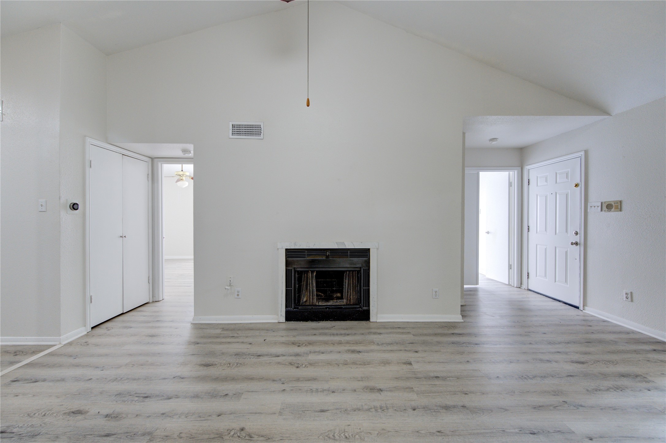 2121 El Paseo Street 1506 , Houston, TX, 77054 | 8416500 | Realty Texas LLC