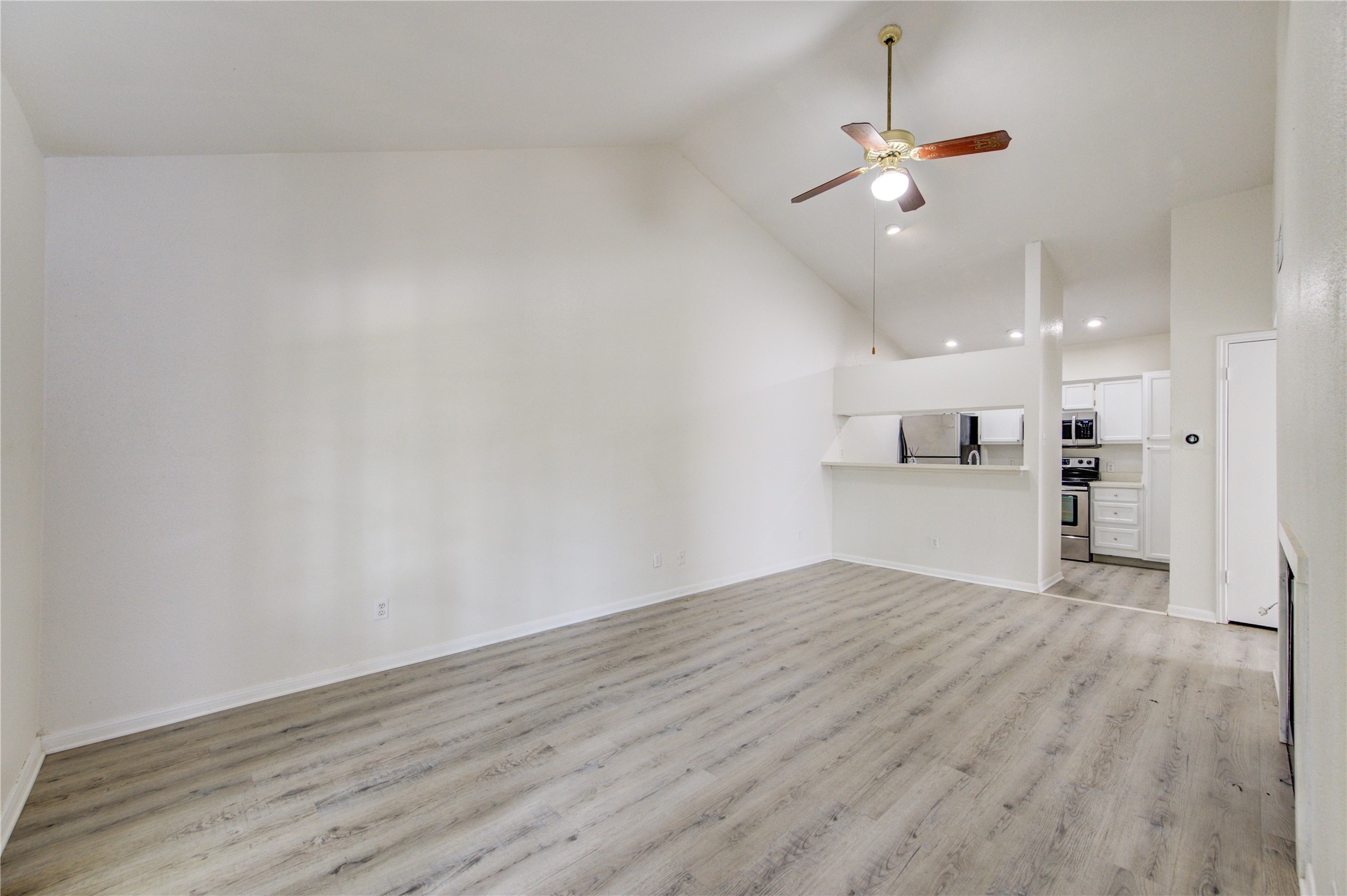 2121 El Paseo Street 1506 , Houston, TX, 77054 | 8416500 | Realty Texas LLC