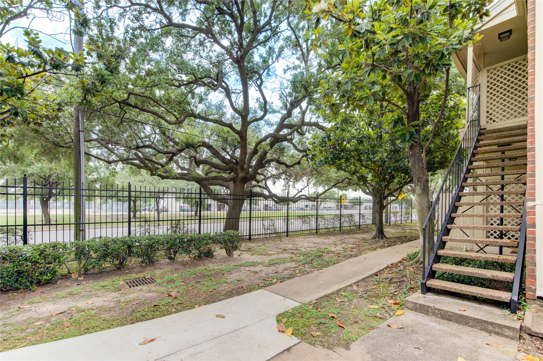 2121 El Paseo Street 1506 , Houston, TX, 77054 | 8416500 | Realty Texas LLC