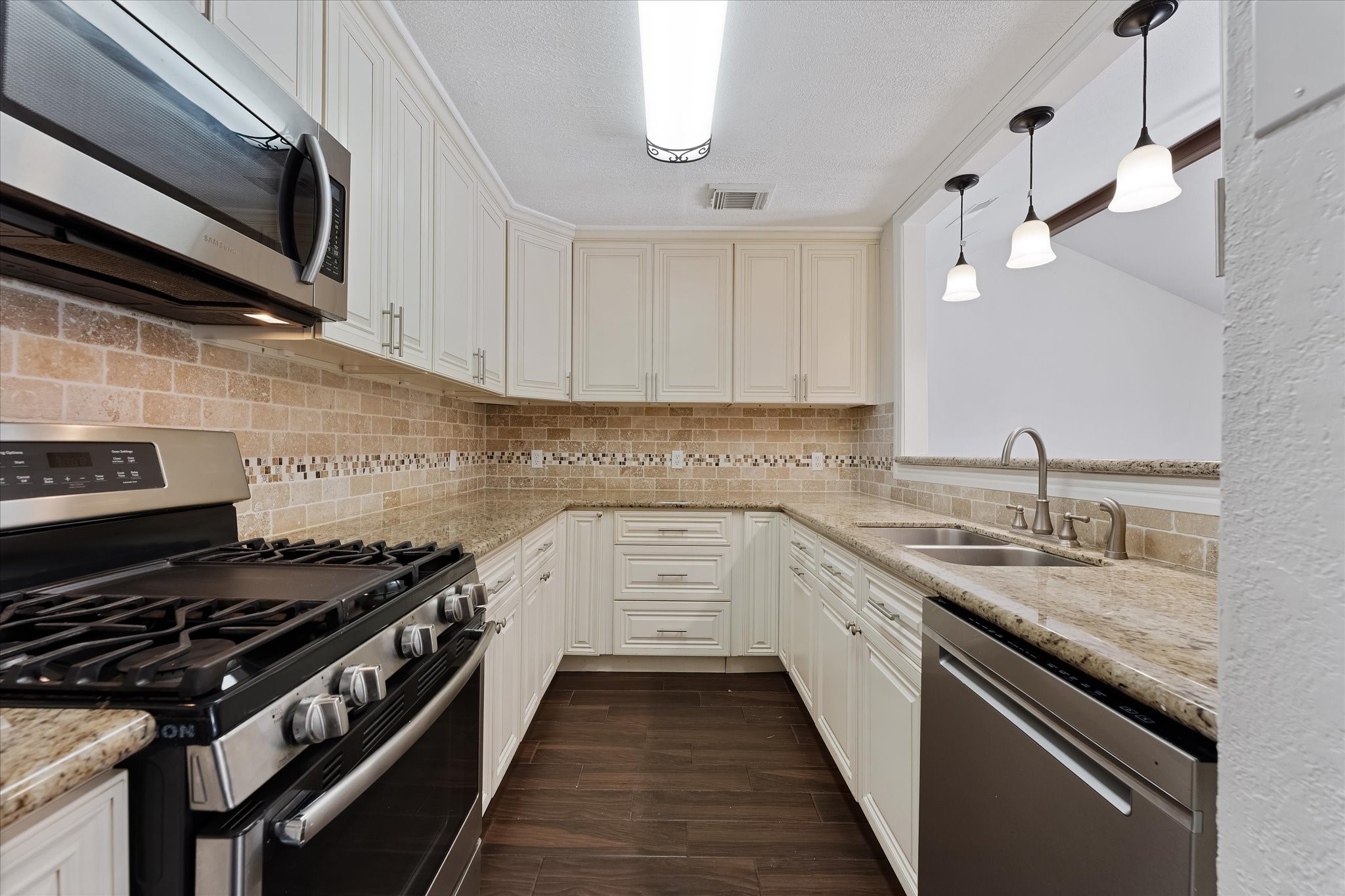 2510 Leichester Drive , Spring, TX, 77386 | 81955430 | Realty Texas LLC
