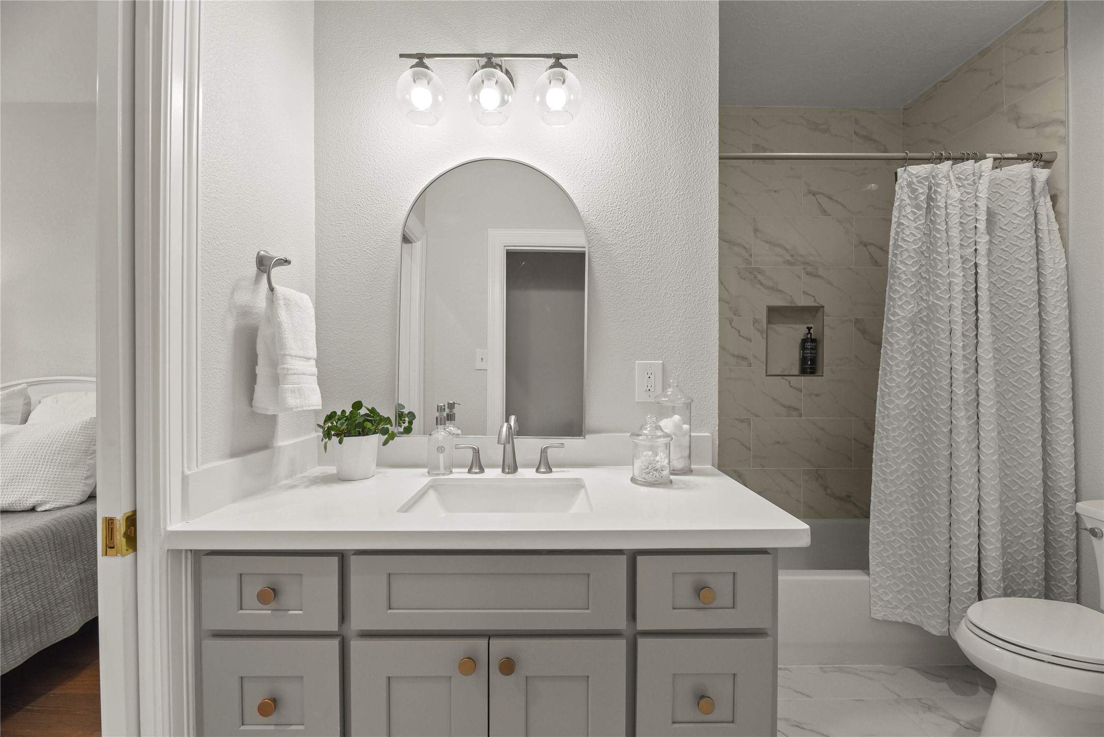 18818 Cypress Chateau Drive , Spring, TX, 77388 | 66601406 | Realty Texas LLC