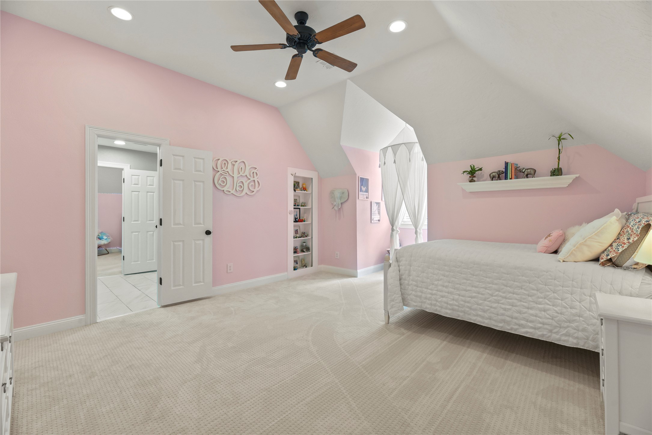 18818 Cypress Chateau Drive , Spring, TX, 77388 | 66601406 | Realty Texas LLC