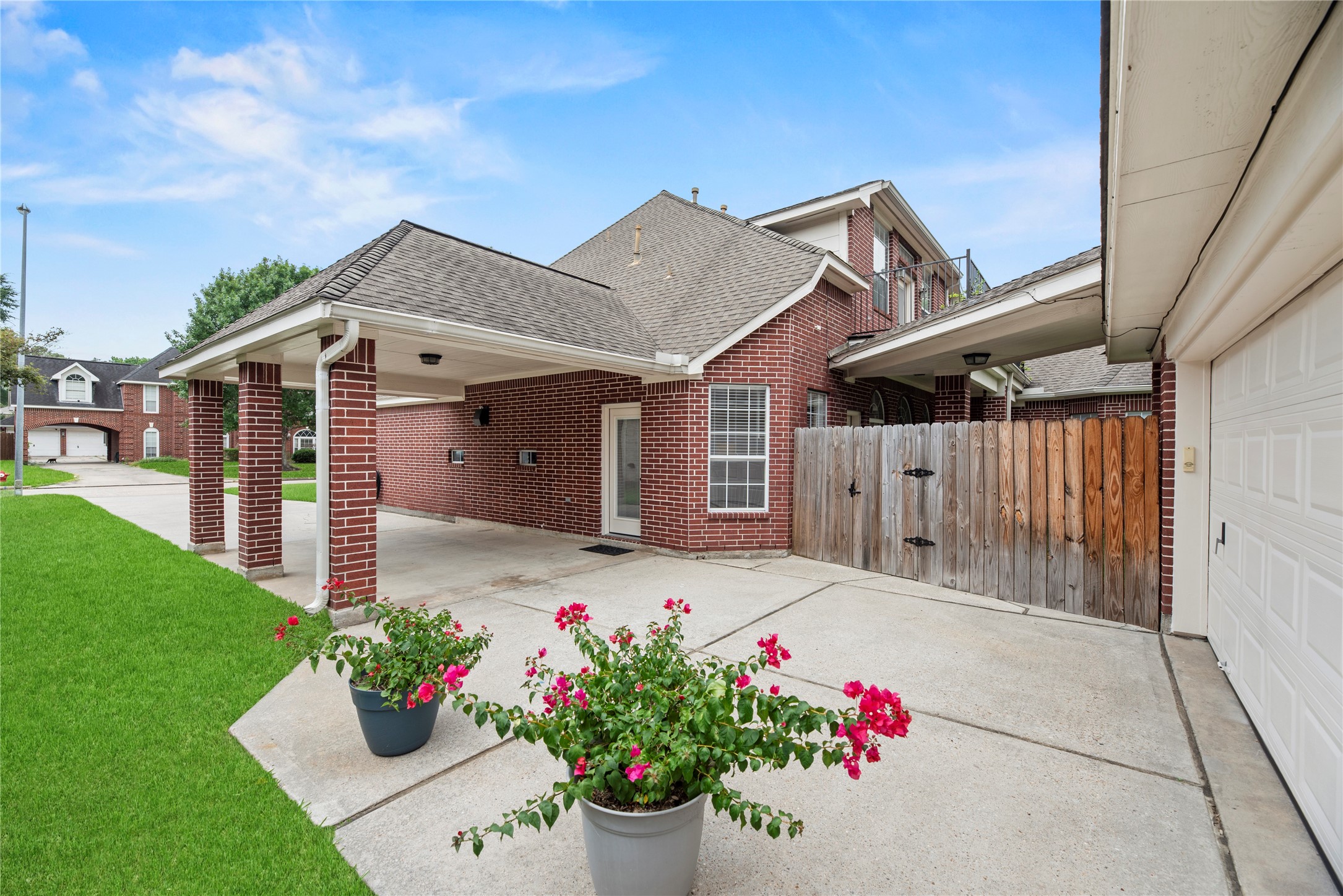 18818 Cypress Chateau Drive , Spring, TX, 77388 | 66601406 | Realty Texas LLC