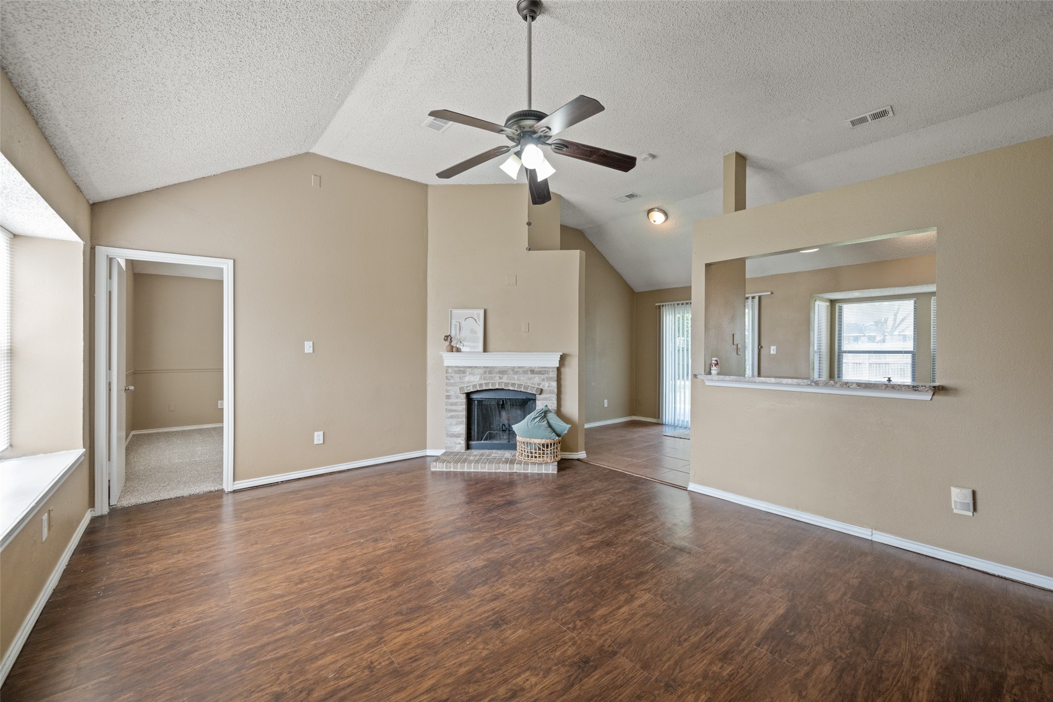 4756 Hollow Tree Drive, Arlington, TX, 76018 | 20924579 | Realty Texas LLC