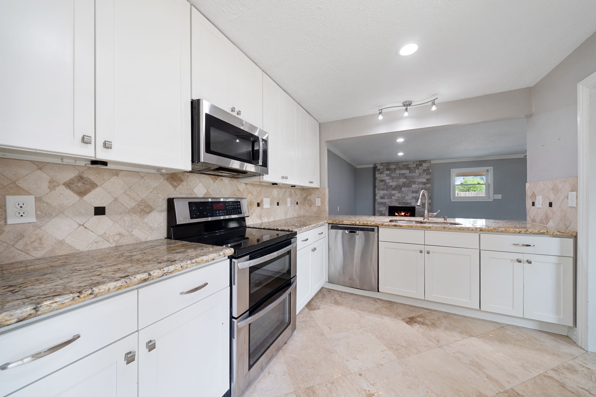 13834 Fleur De Lis Boulevard , Cypress, TX, 77429 | 95240551 | Realty Texas LLC