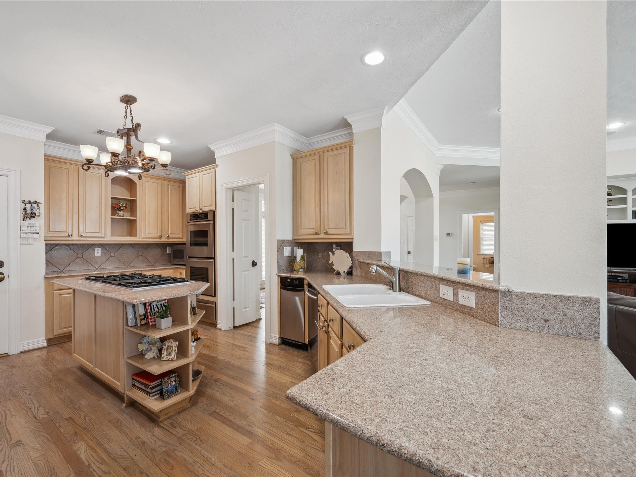 2518 Du Lac Trace , Seabrook, TX, 77586 | 20484536 | Realty Texas LLC