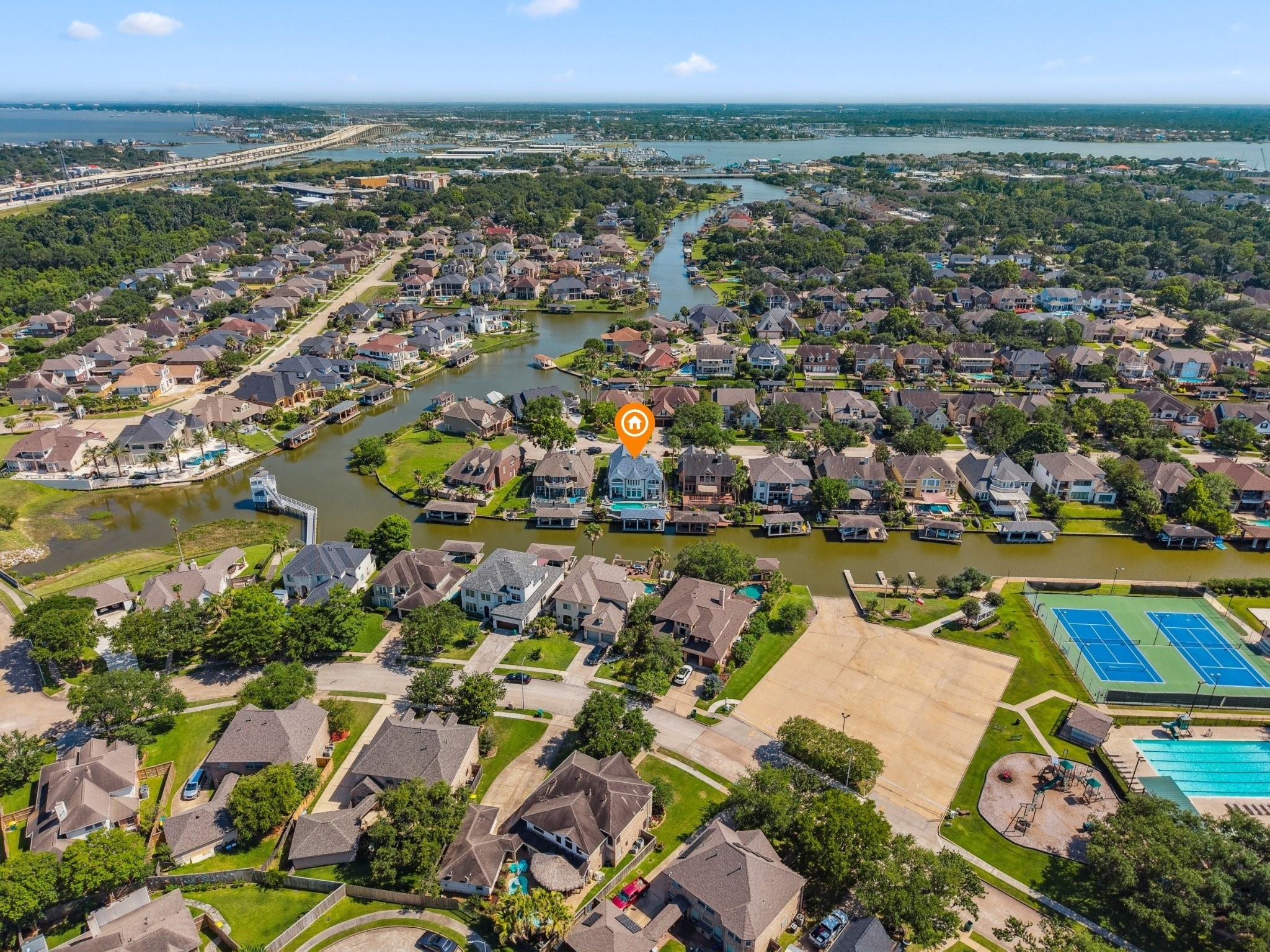 2518 Du Lac Trace , Seabrook, TX, 77586 | 20484536 | Realty Texas LLC