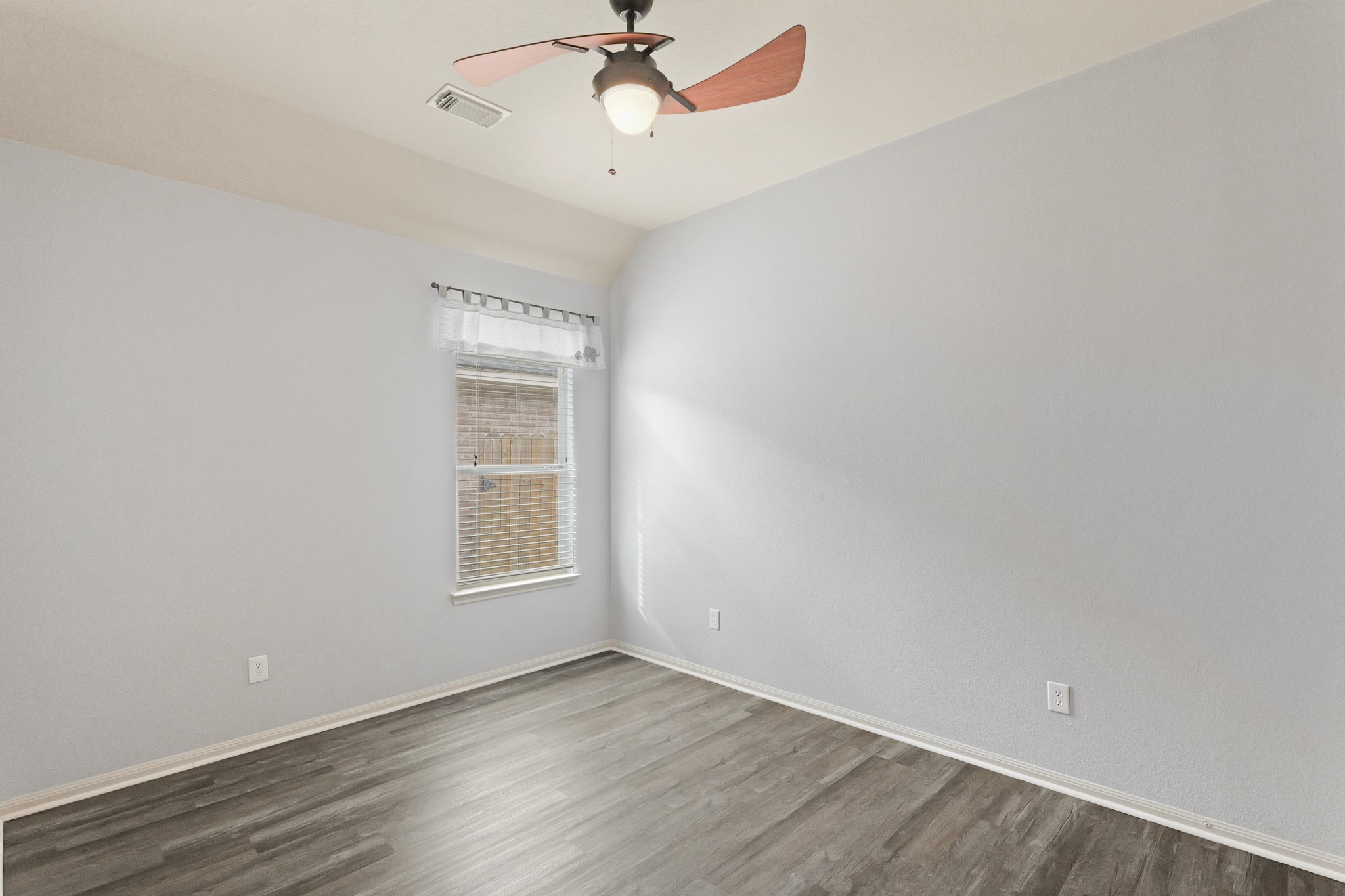 12906 Leafy Shores Drive , Houston, TX, 77044 | 95605117 | Realty Texas LLC