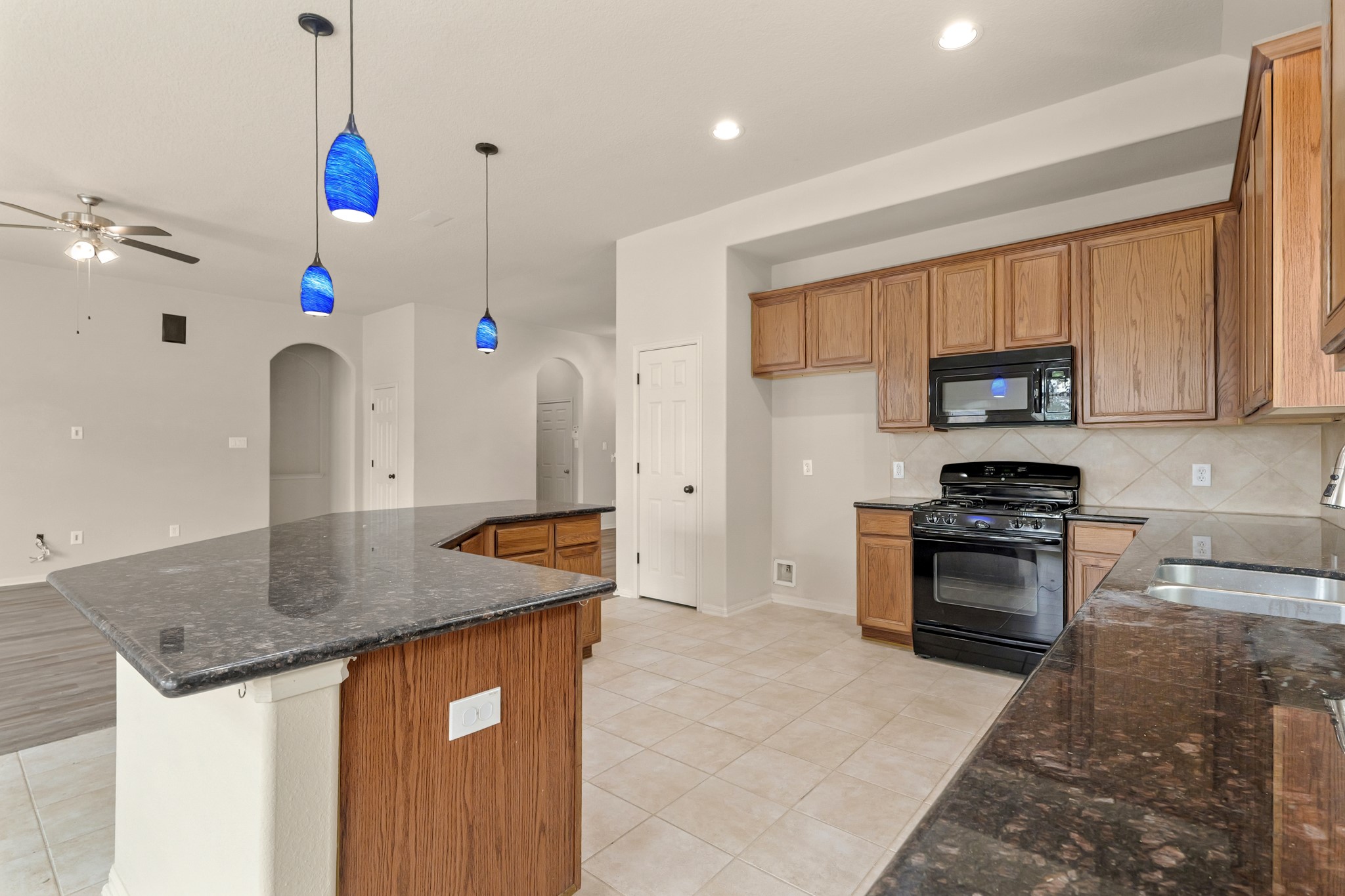 12906 Leafy Shores Drive , Houston, TX, 77044 | 95605117 | Realty Texas LLC
