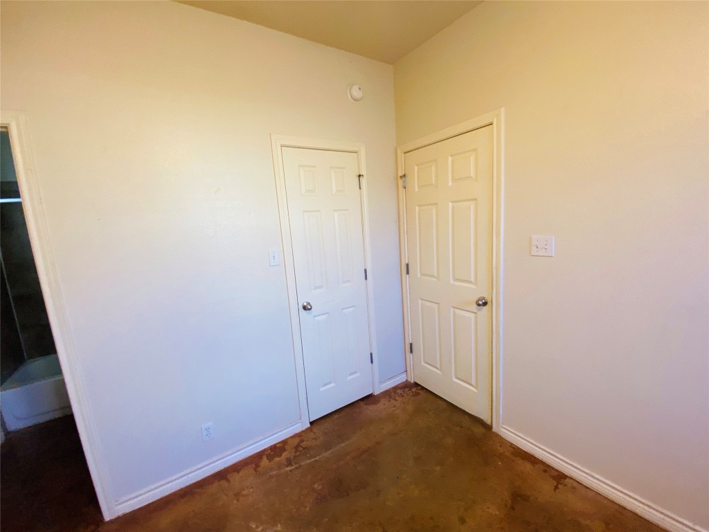 504 W North Loop Boulevard B , Austin, TX, 78751 | 6410948 | Realty Texas LLC