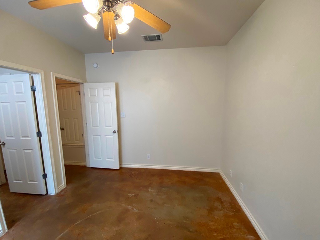 504 W North Loop Boulevard B , Austin, TX, 78751 | 6410948 | Realty Texas LLC