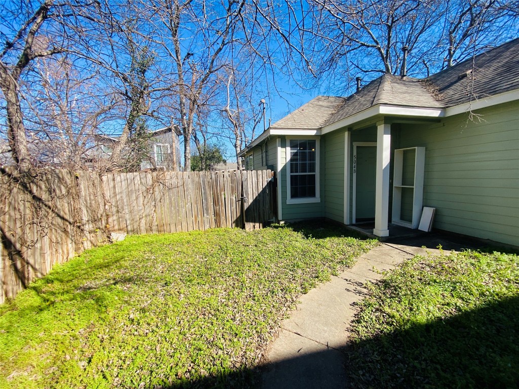 504 W North Loop Boulevard B , Austin, TX, 78751 | 6410948 | Realty Texas LLC