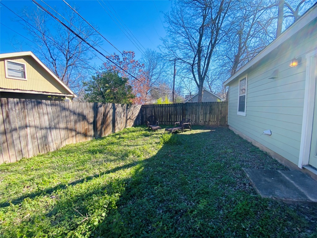 504 W North Loop Boulevard B , Austin, TX, 78751 | 6410948 | Realty Texas LLC
