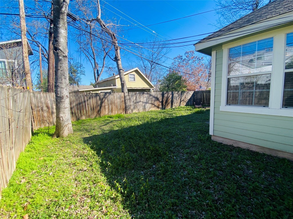 504 W North Loop Boulevard B , Austin, TX, 78751 | 6410948 | Realty Texas LLC