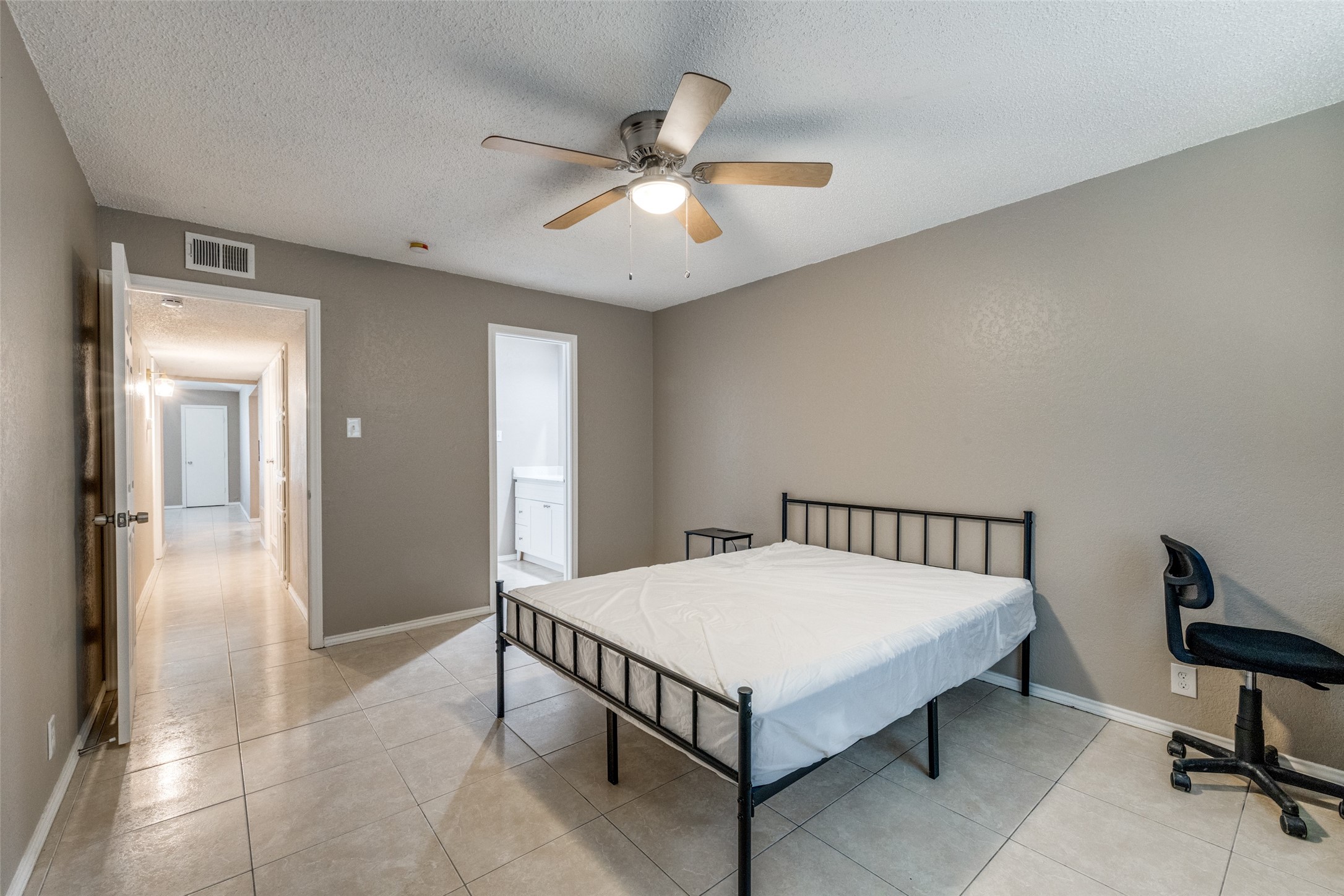 6717 Westcreek Drive , Fort Worth, TX, 76133 | 20942528 | Realty Texas LLC