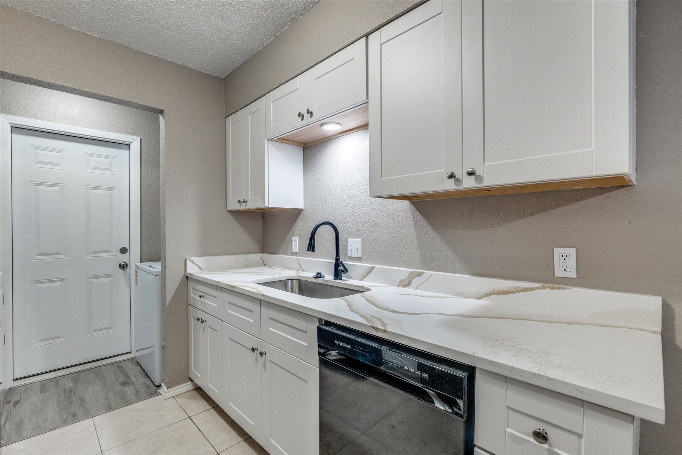 6717 Westcreek Drive , Fort Worth, TX, 76133 | 20942528 | Realty Texas LLC