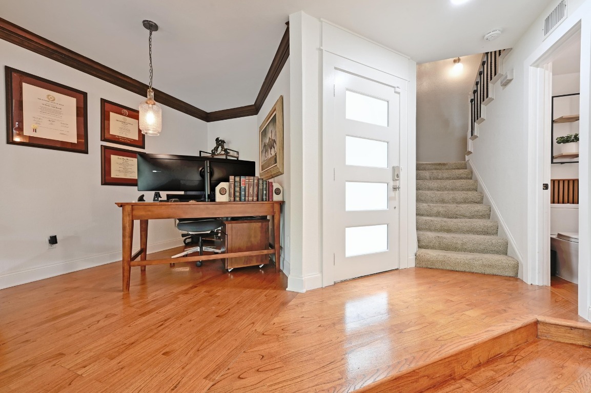 6305 Five Acre Wood Street , Austin, TX, 78746 | 4958867 | Realty Texas LLC
