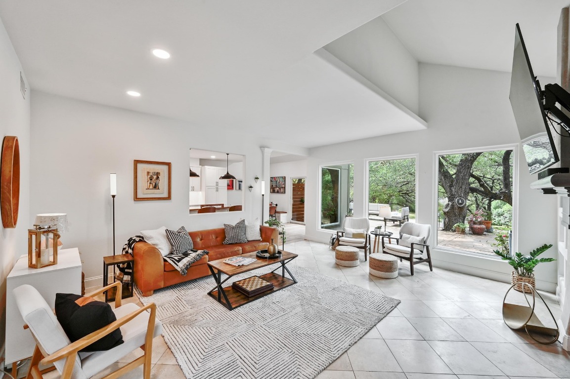 6305 Five Acre Wood Street , Austin, TX, 78746 | 4958867 | Realty Texas LLC