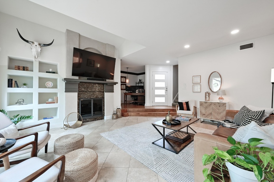 6305 Five Acre Wood Street , Austin, TX, 78746 | 4958867 | Realty Texas LLC