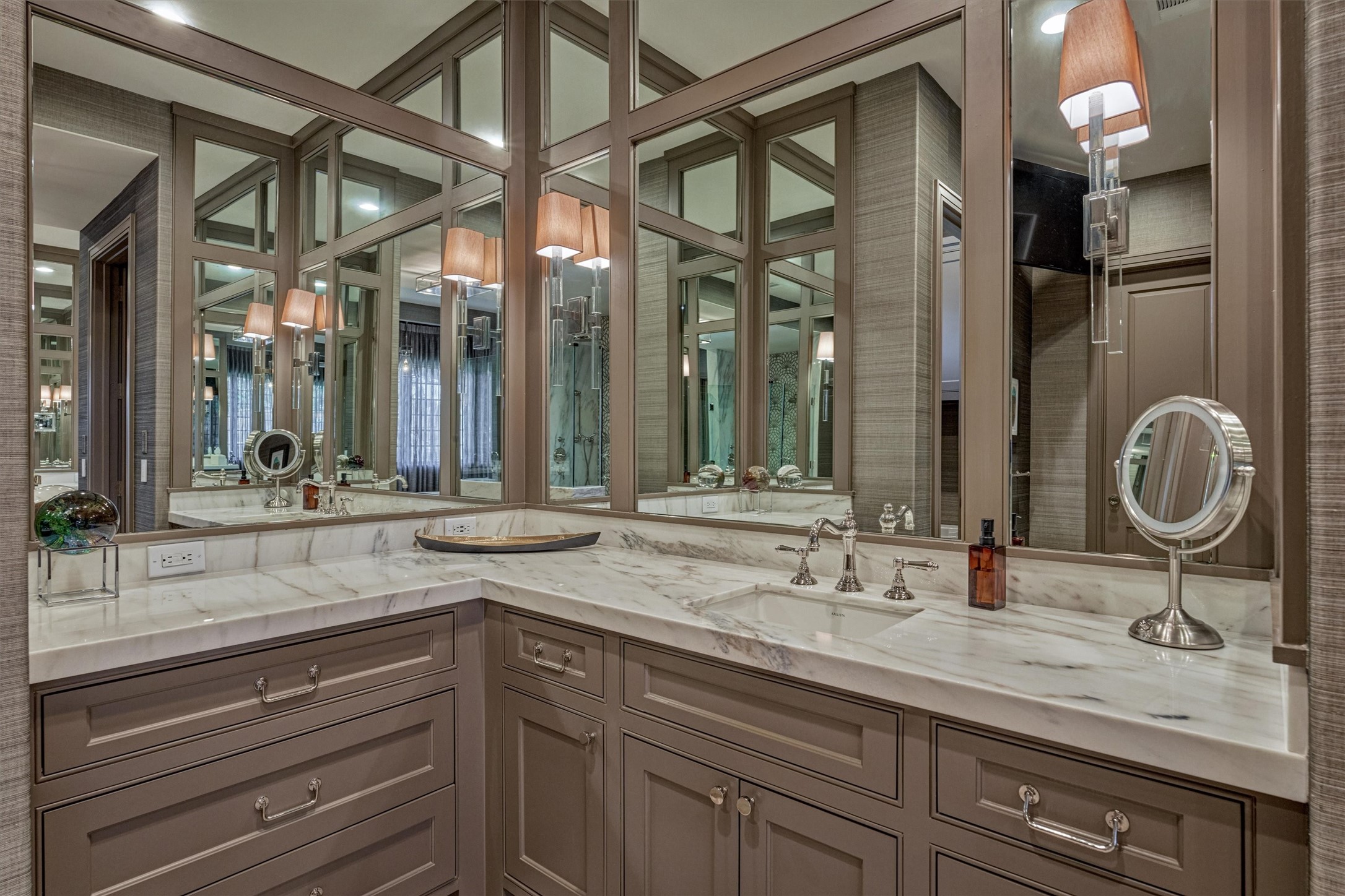 3637 Meadow Lake Lane , Houston, TX, 77027 | 67581125 | Realty Texas LLC