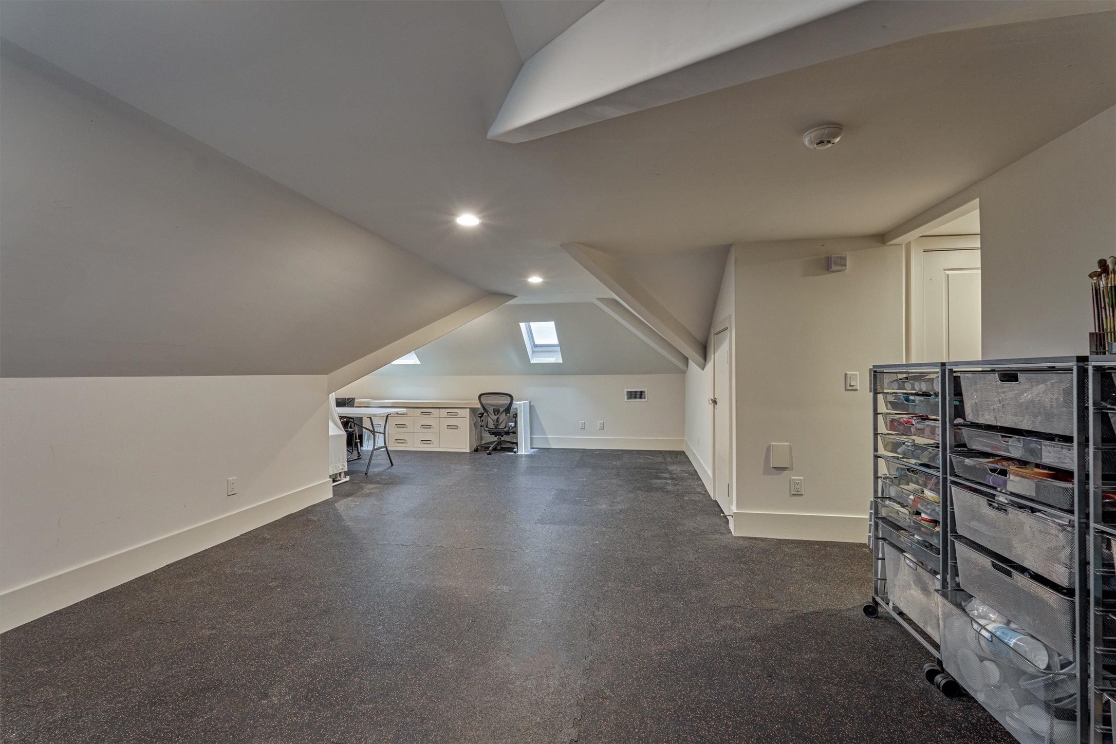 3637 Meadow Lake Lane , Houston, TX, 77027 | 67581125 | Realty Texas LLC
