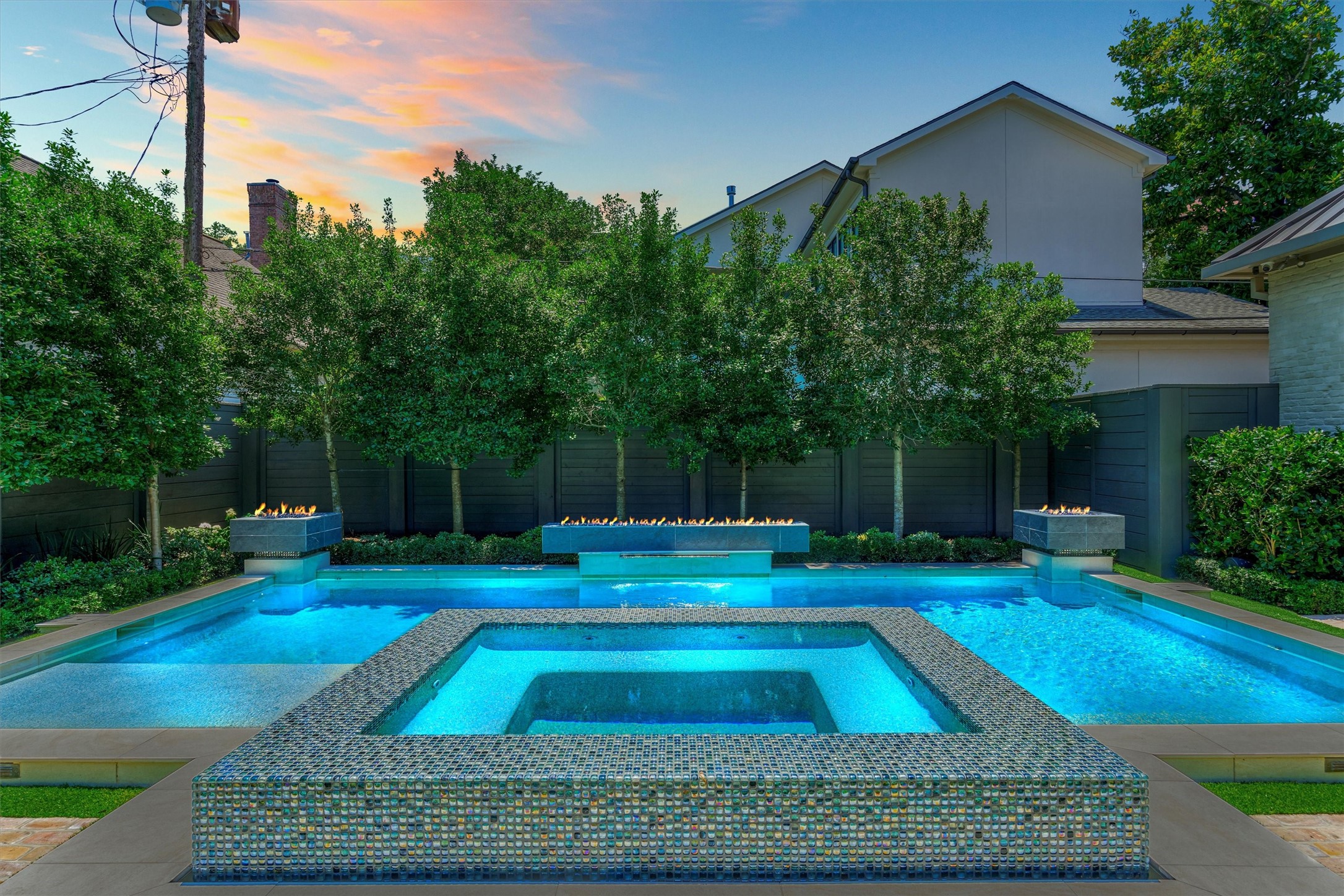 3637 Meadow Lake Lane , Houston, TX, 77027 | 67581125 | Realty Texas LLC