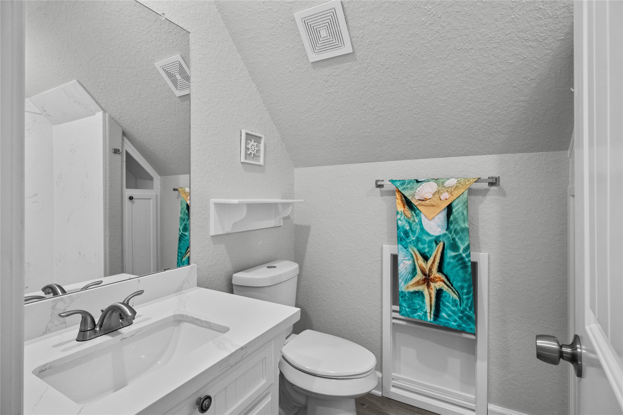 2031 Bluewater Hwy , Surfside Beach, TX, 77541 | 39453141 | Realty Texas LLC