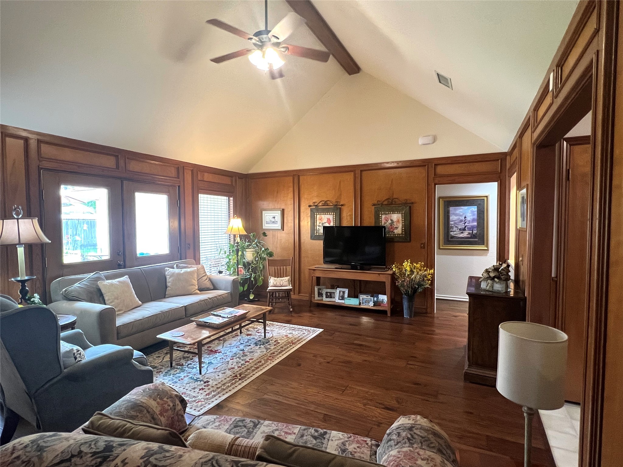 1210 Quail Hollow Drive , El Campo, TX, 77437 | 4880545 | Realty Texas LLC