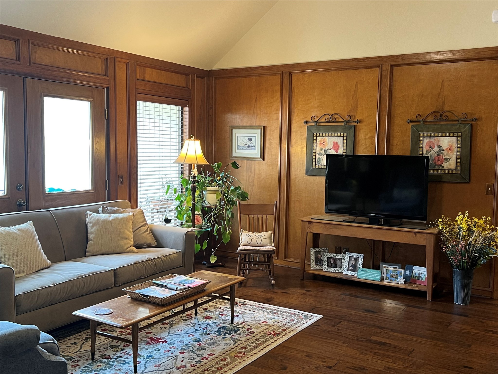 1210 Quail Hollow Drive , El Campo, TX, 77437 | 4880545 | Realty Texas LLC