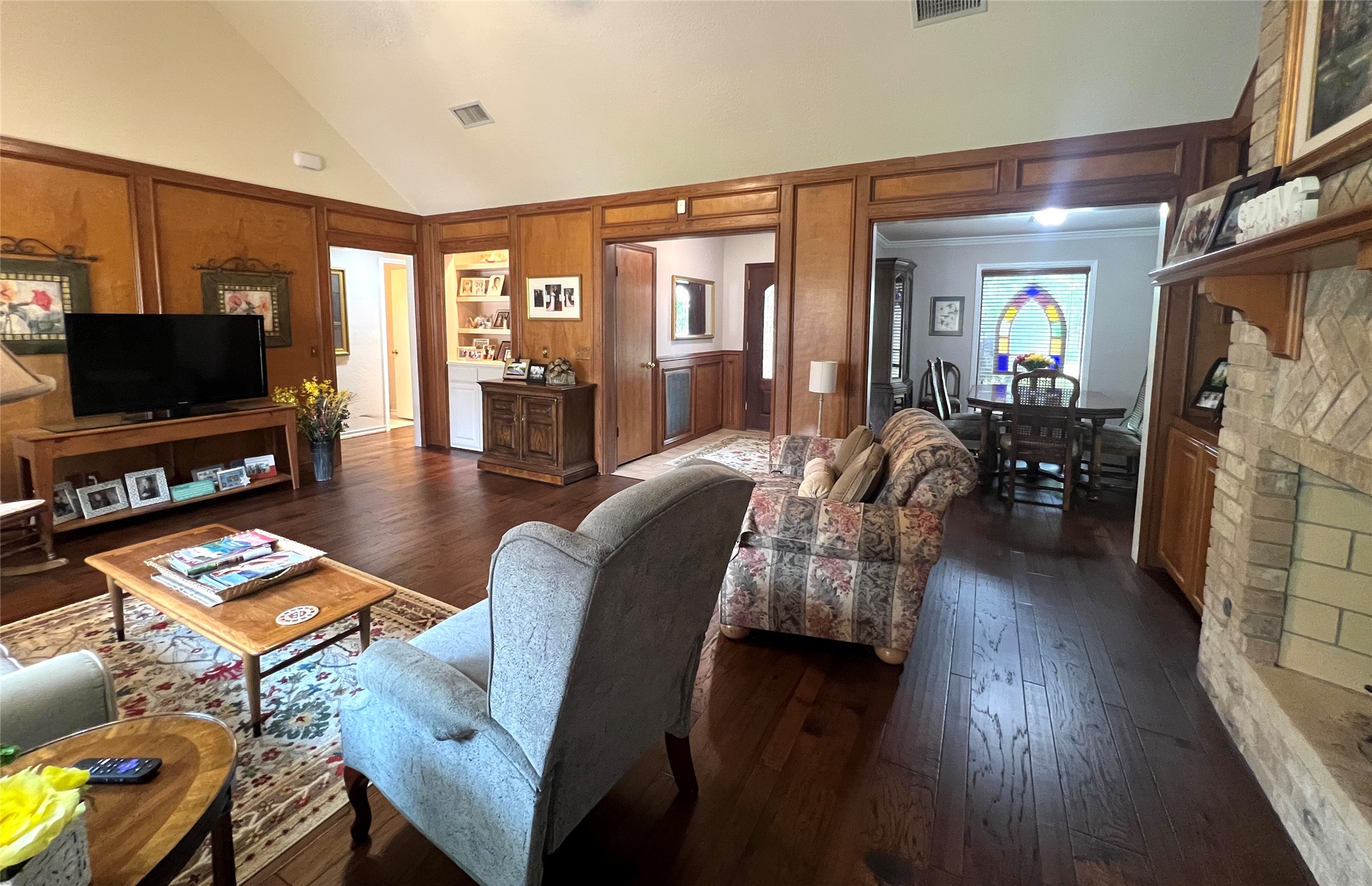 1210 Quail Hollow Drive , El Campo, TX, 77437 | 4880545 | Realty Texas LLC