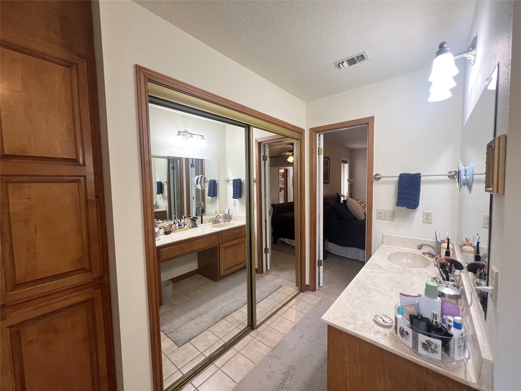 1210 Quail Hollow Drive , El Campo, TX, 77437 | 4880545 | Realty Texas LLC